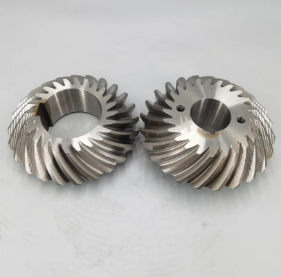 Grandi moduli a spirale Bevel Gear Forgia di alta qualità Grande ruota corona Pinion Produttore professionale