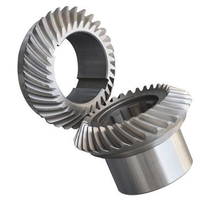 Setti di ingranaggi per macchine a spirale per sistemi di trasmissione di macchine